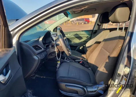 2018 Hyundai Accent Se z USA, uszkodzony, nr VIN 3KPC24A36JE021306